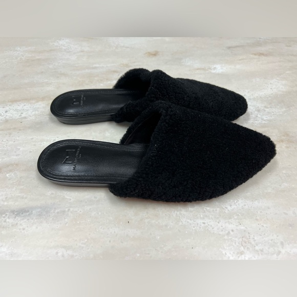 Marc Fisher Sabrinna Shearling Slip Ons - Picture 2 of 10